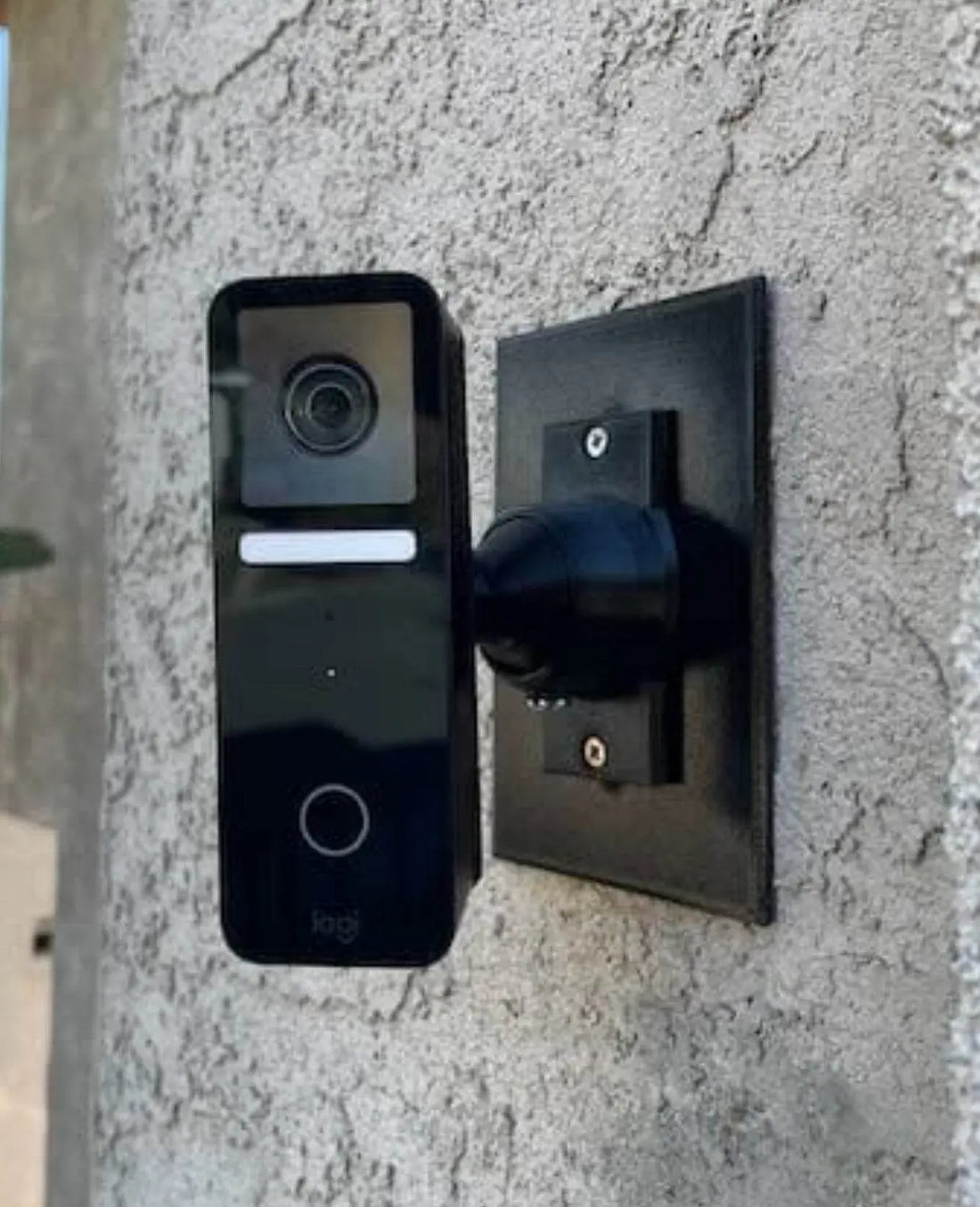 90 Degree Where to use Swivel Mounts - DoorbellMount.Com