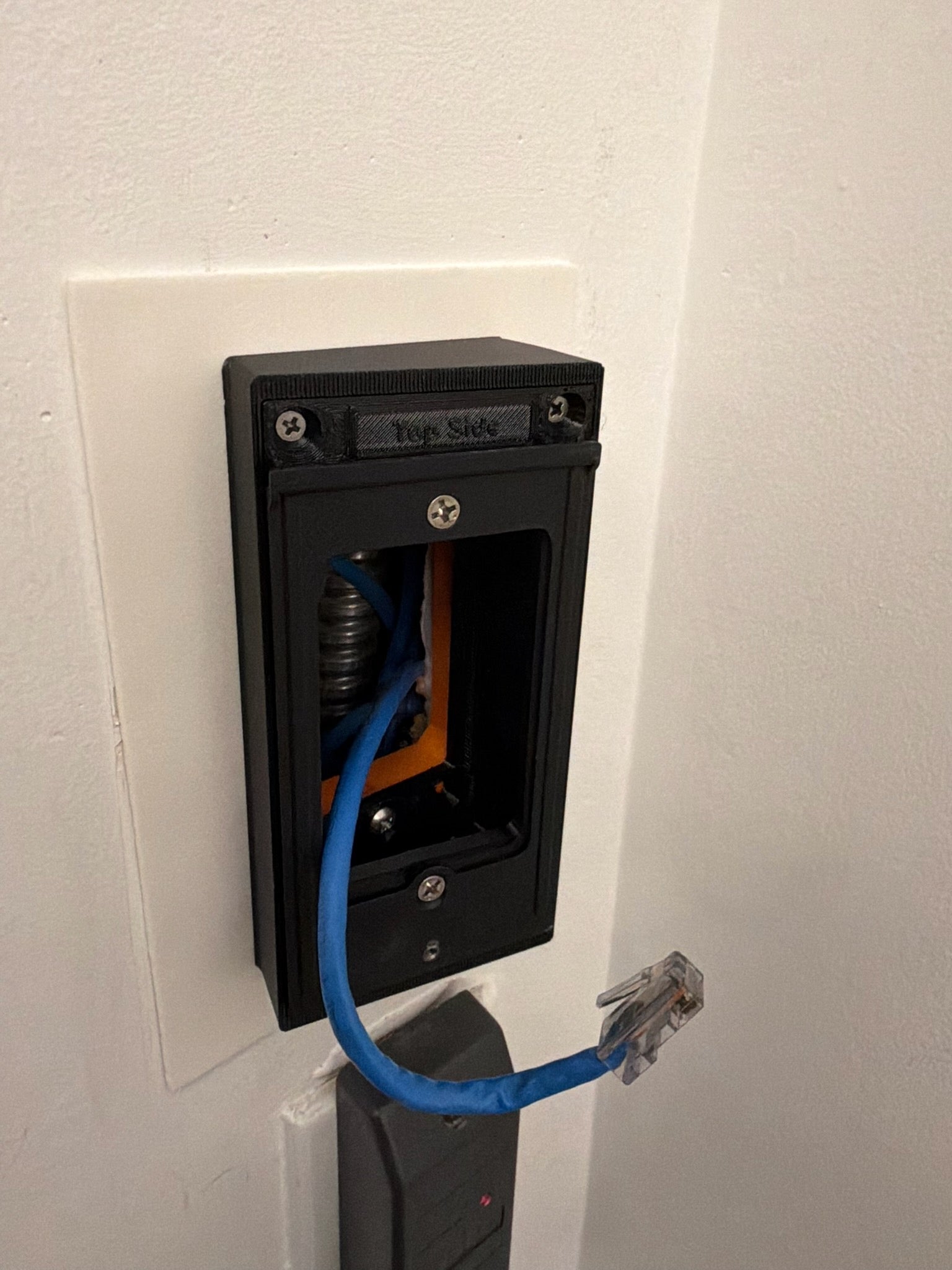 Ring Elite 4k Surface Mount with Angled Base - DoorBell Mount