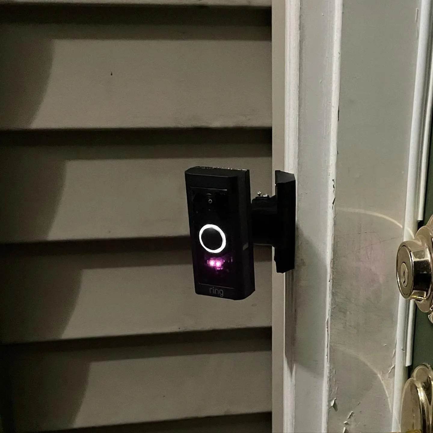 Narrow 3/4in Wide Base and Adjustable Swivel Narrow 90° Mount for All Models of Video Doorbells - DoorbellMount.Com
