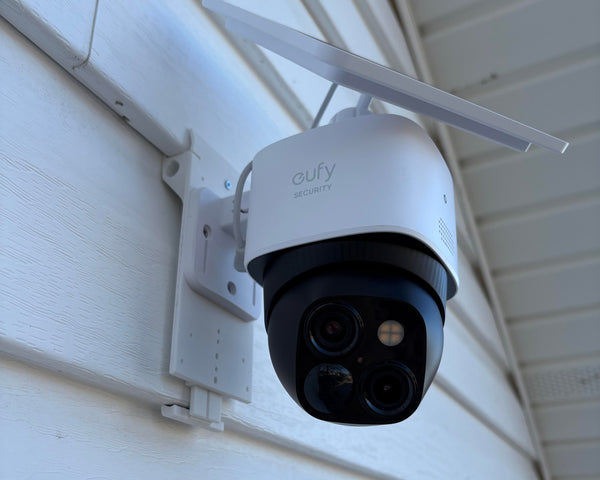 Eufy solocam Camera Vinyl Siding Mount | Screwless Install Bracket |No Drill Mounting (Copy)