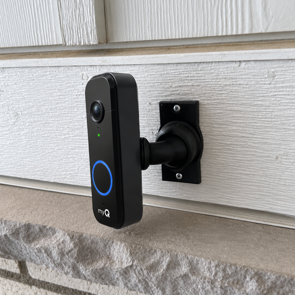 Doorbell installed on 15–90 degree adjustable swivel mount