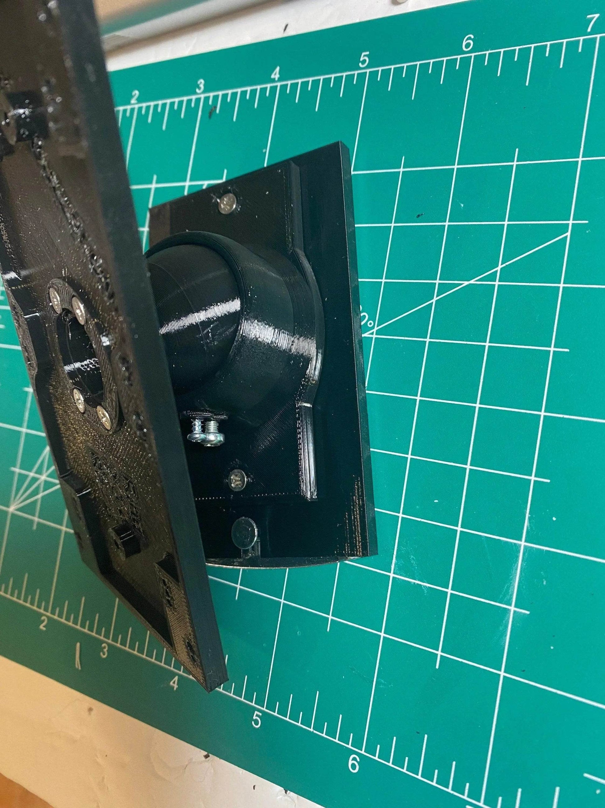 Wyze Pro doorbell No Drill / No Screw 8lb Command Strip Mount Bracket for Apartments and Rentals - Angle Adjustment Available - DoorbellMount.Com